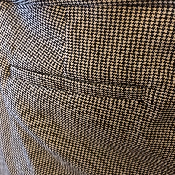 🔥🔥SALE - 3 FOR $30🔥🔥Apt. 9 Houndstooth Pull on Capri - Picture 2 of 6